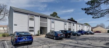 3148 Azalea Garden Road, #A101 1 Bed Apartment for Rent - Photo Gallery 1