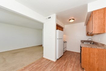 3148 Azalea Garden Road, #A101 1 Bed Apartment for Rent - Photo Gallery 9