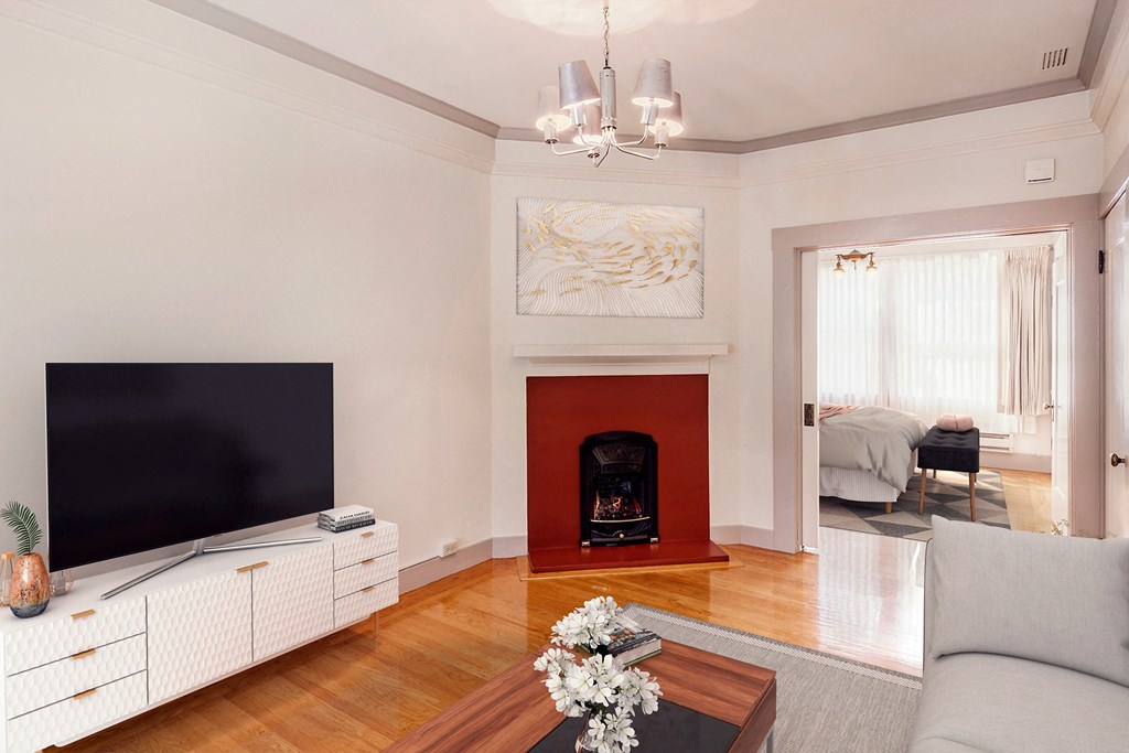 1463 Living room Photo #2