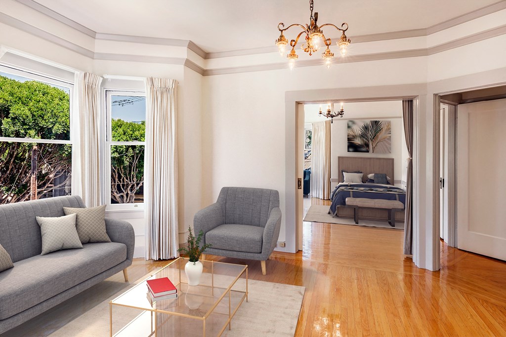 1463 Living room photo #2