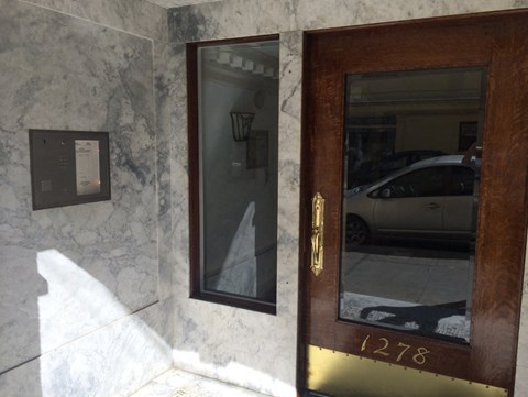 1278 JacksonSt vestibule