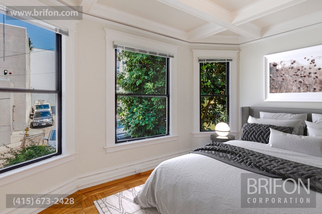 Bedroom Large with Bay Window