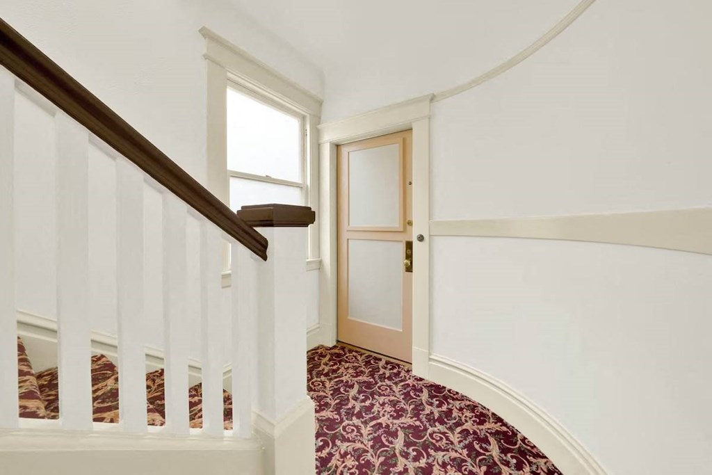1278 Jackson (Staircase with door)