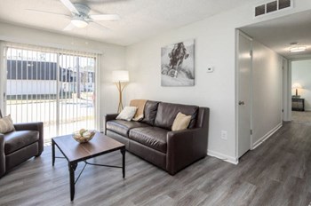 Living Room RiverHouse - Photo Gallery 2
