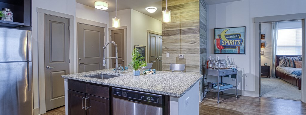 Modern Kitchen with Stainless Appliances at 4700 Colonnade Apartments in Birmingham, AL