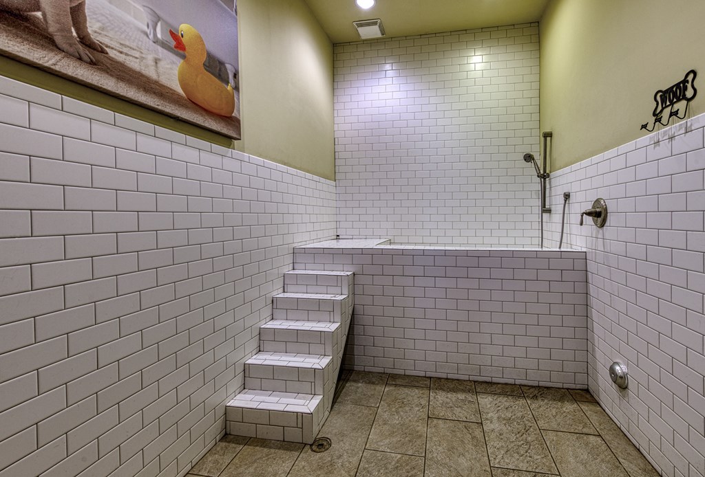 Pet Washing Station at 4700 Colonnade Apartments in Birmingham, AL