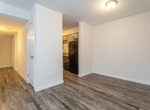 Dining Room at The Reserve at Wynwood Apartments, Alabama, 35055