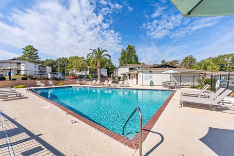 the swimming pool at 701 South Apartments in Mobile, AL