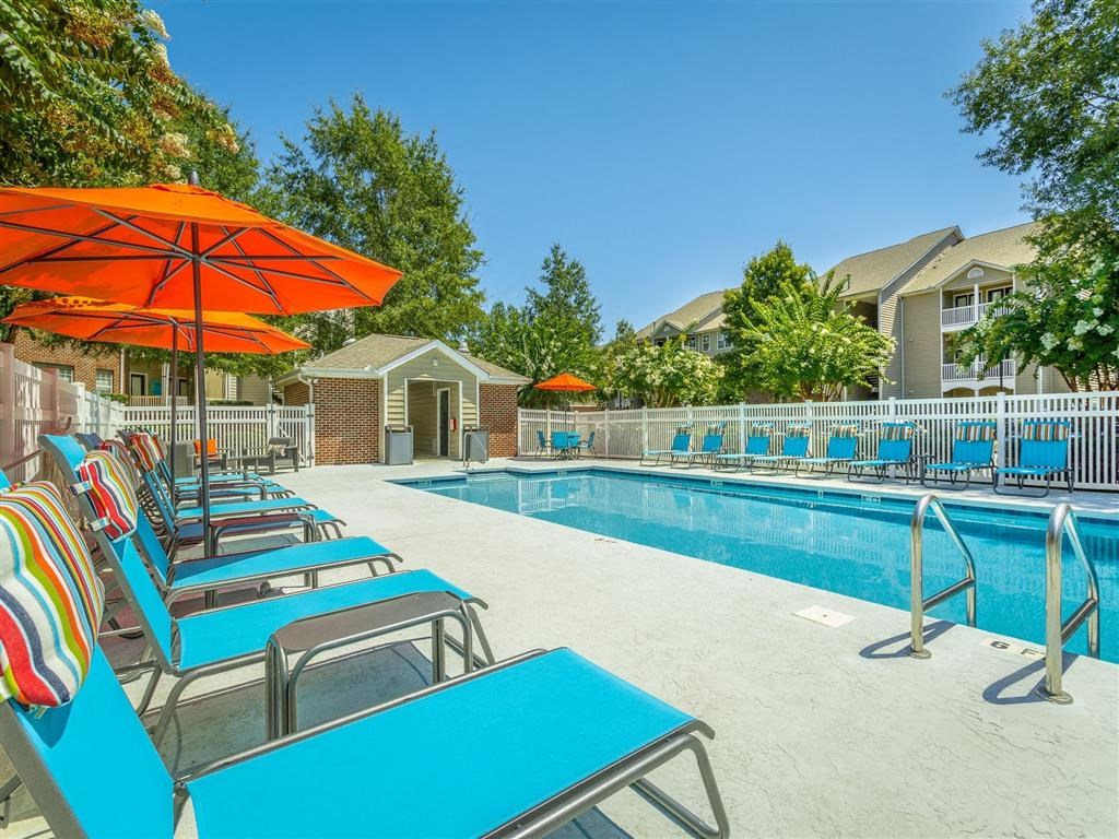 our apartments have a pool and lounge chairs