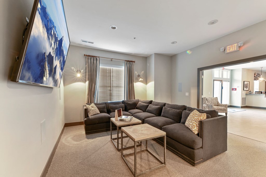 Clubroom Theatre at Austin Place Apartments in Columbus