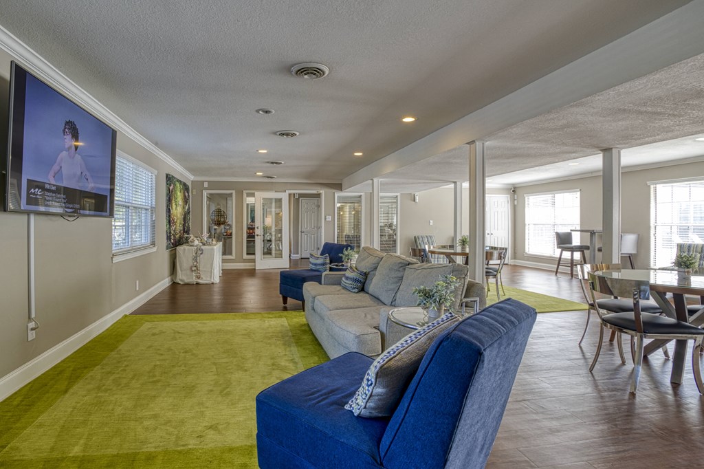 clubhouse at Ascent Jones Apartments in Huntsville, Alabama
