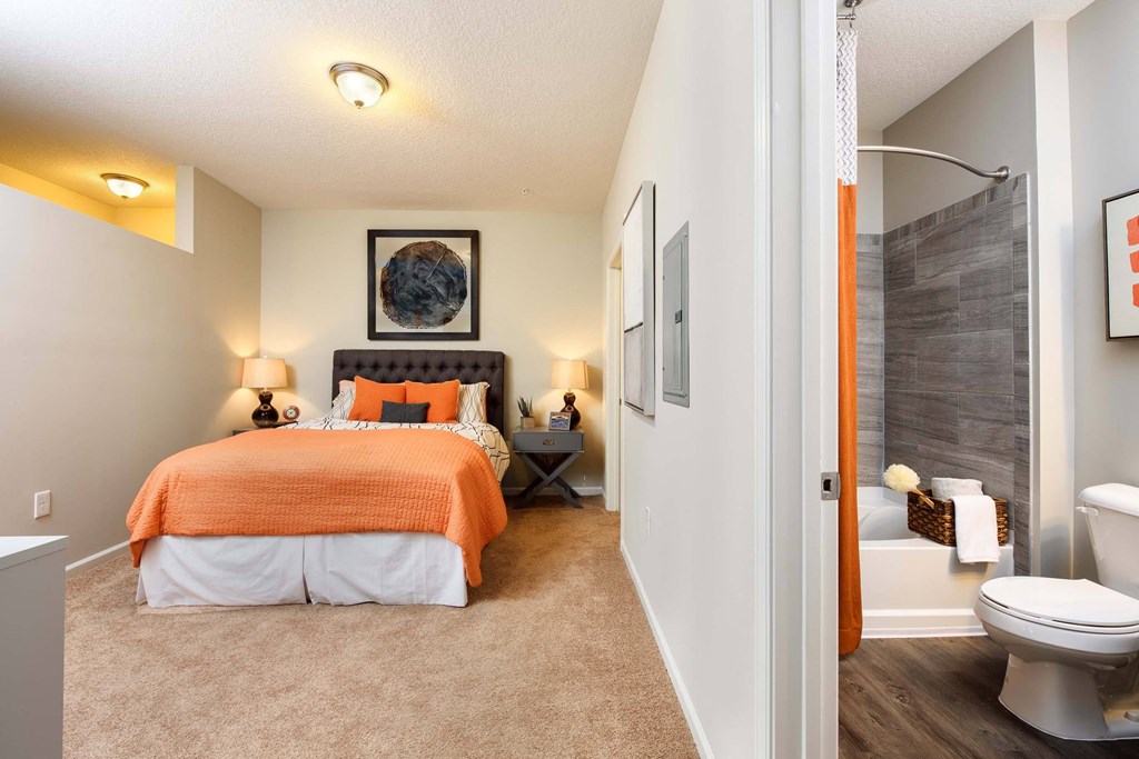 Master bedroom with en-suite batroom at Tapestry Bocage Apartments in Baton Rouge, LA