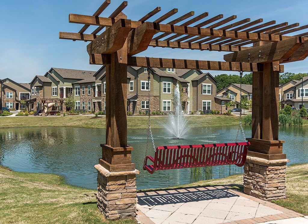 Lake Viewing Area with Swing and Pergola at Tattersall Chesapeake, Chesapeake