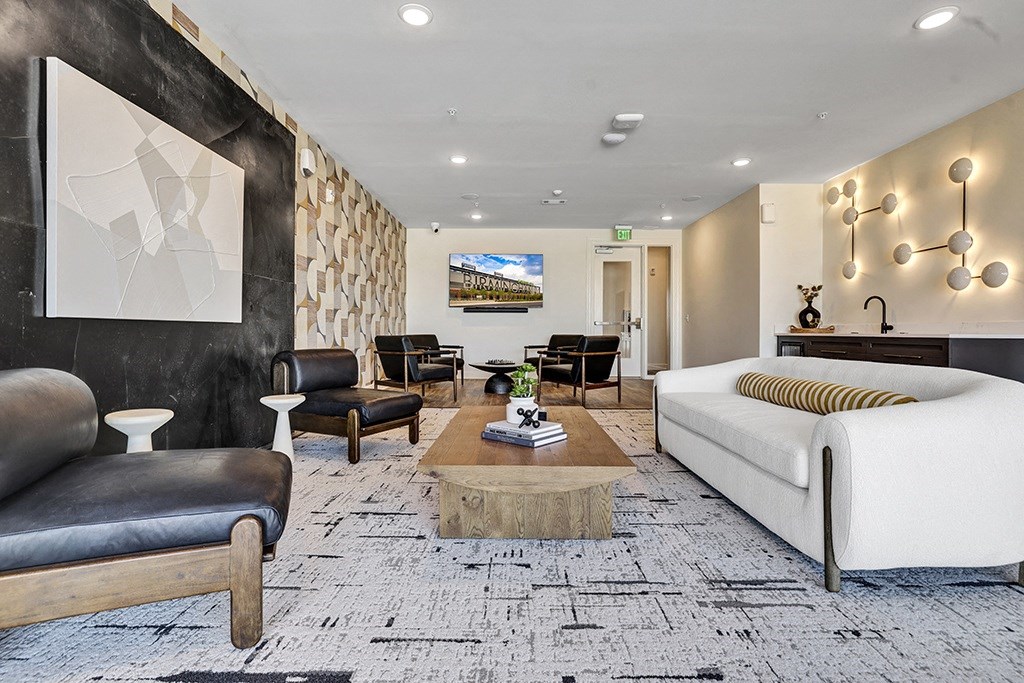 resident social area at Artisan Flats Apartments in Birmingham, LA