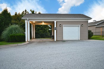 Car Care Center Vinings at Laurel Creek - Photo Gallery 4