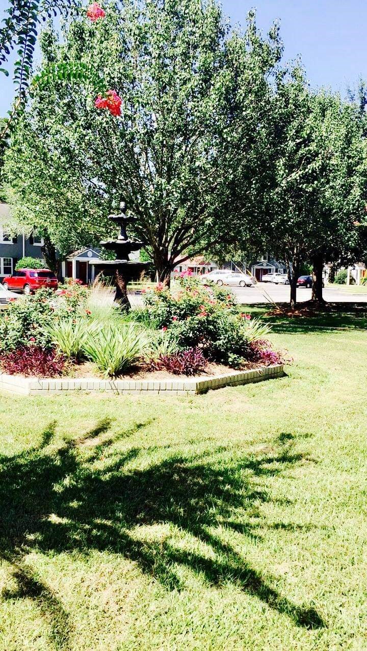 landscaped entrance at Midtown Oaks Townhomes in Mobile, AL