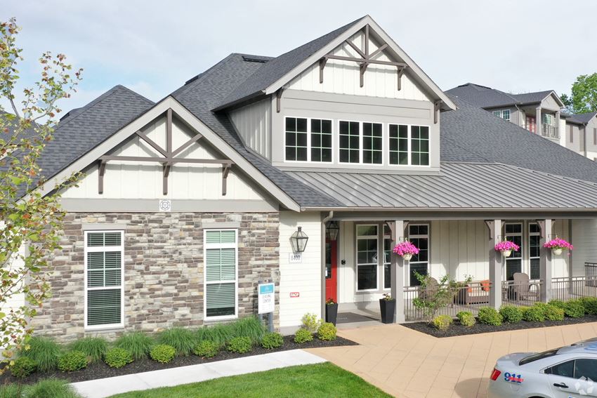 Clubhouse SpringHouse - Photo Gallery