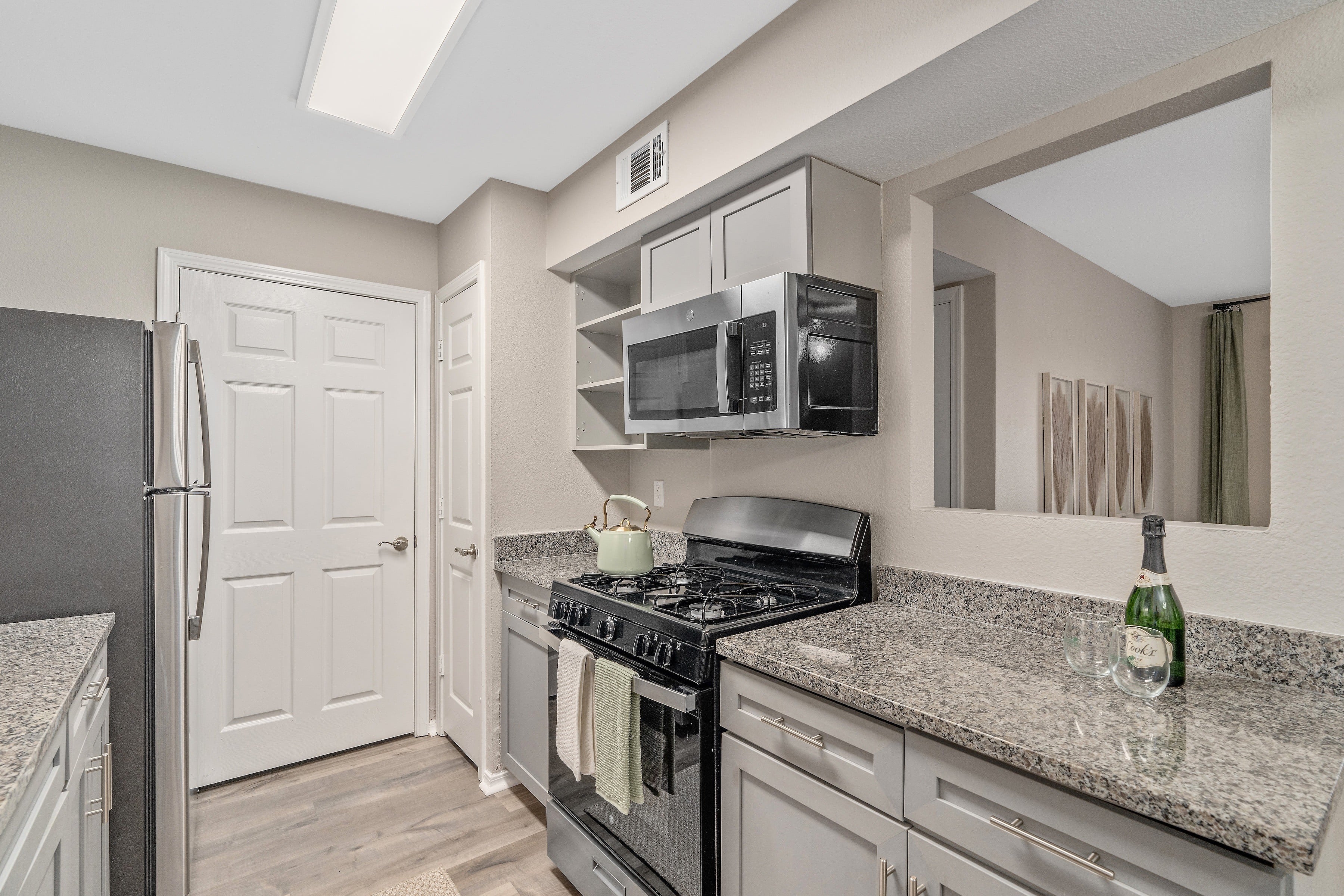 Grande View Apartments, 151 Grande View Drive, Biloxi, MS - RentCafe