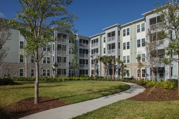 Tapestry Cypress Creek in Land O'Lakes, Florida - Photo Gallery 2