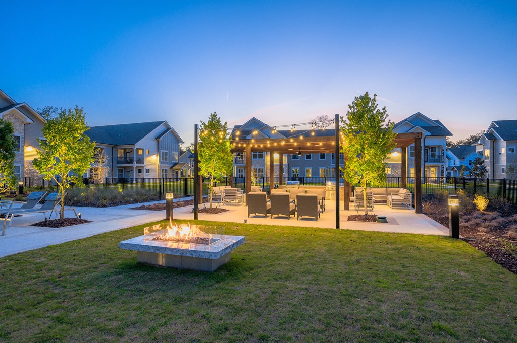 The Collins Courtyard at 1612 Versailles Business Pkwy, Covington, LA 70433