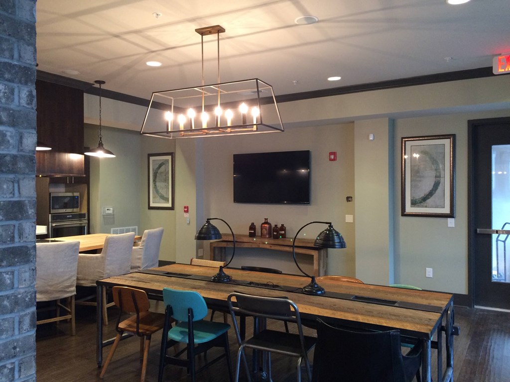 Riverhouse Apartments 1200 Brookwood Drive Little Rock, Arkansas