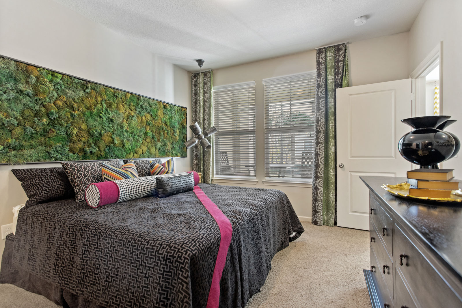 King Size Bedroom at Tattersall Chesapeake, Virginia