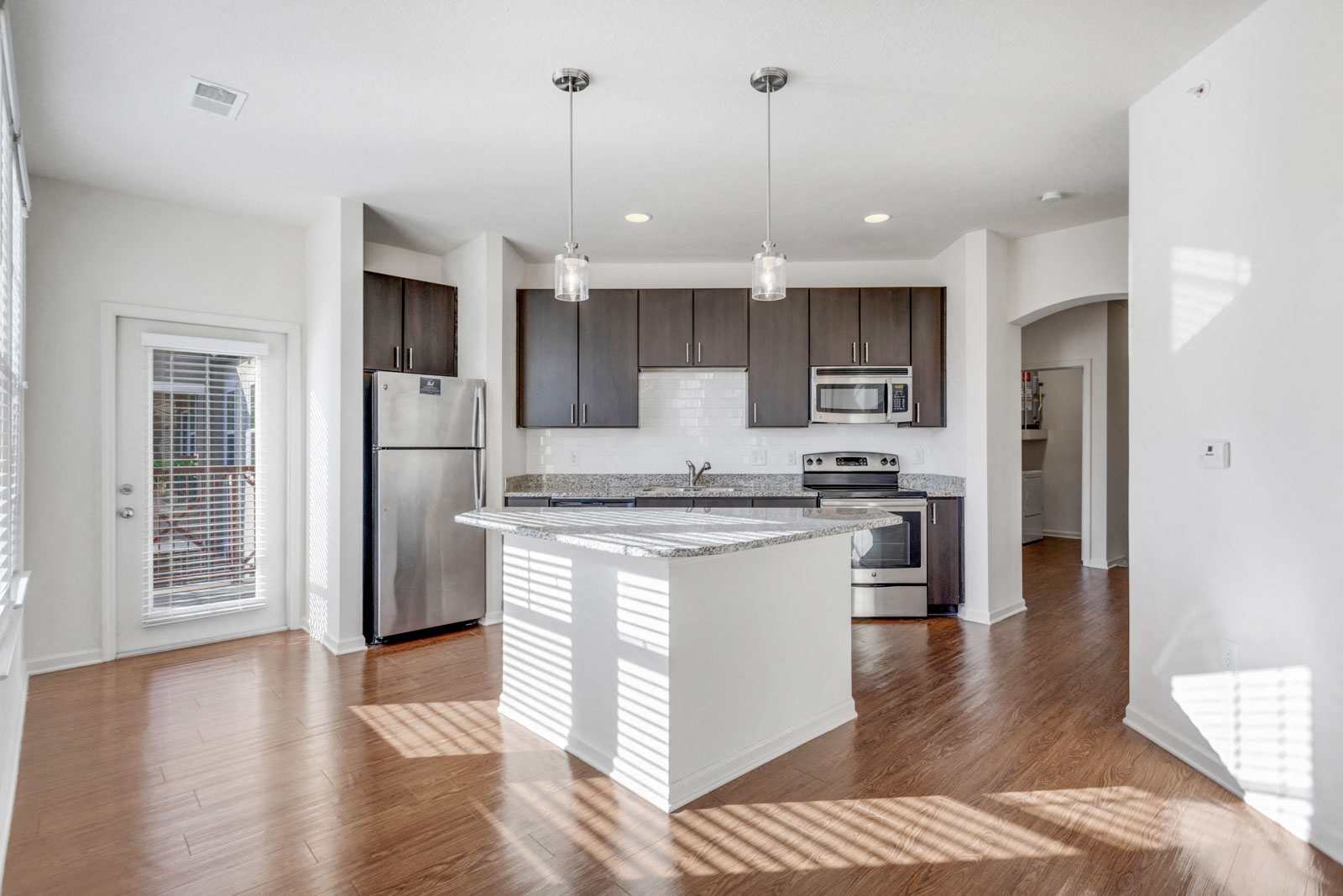 Fully Furnished Kitchen at Tattersall Chesapeake, Chesapeake, VA, 23322