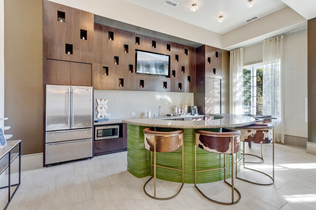 Social Lounge at Tattersall Chesapeake, Chesapeake, VA