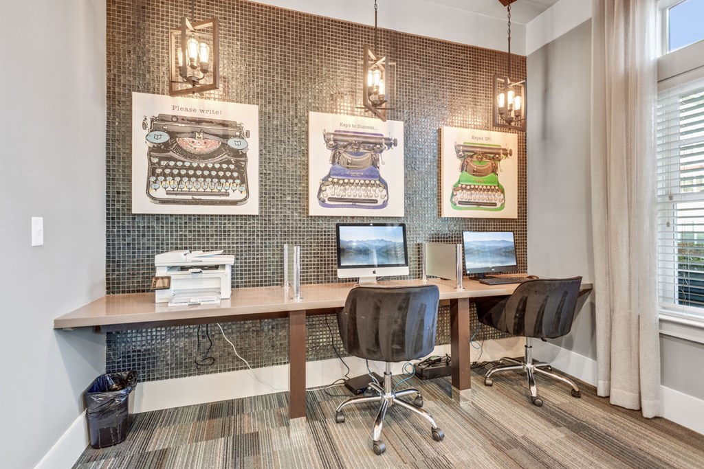 24-Hour Business Center at Hampton Roads Crossing, Virginia, 23435