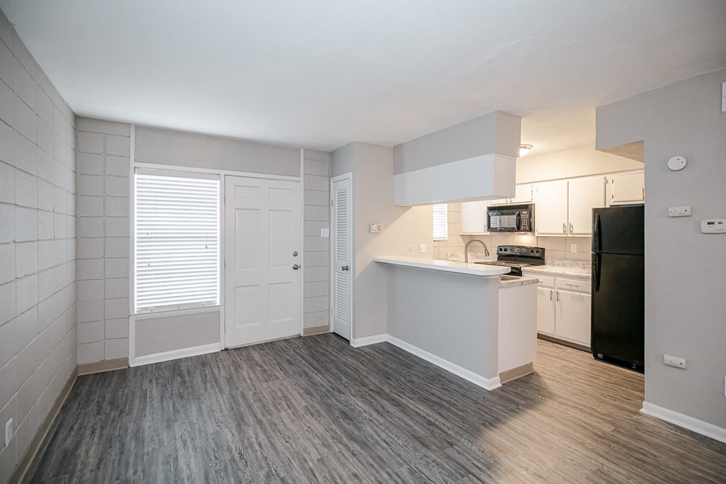 Wood Floor Living Room at Arbor Pointe at Hillcrest, Arkansas