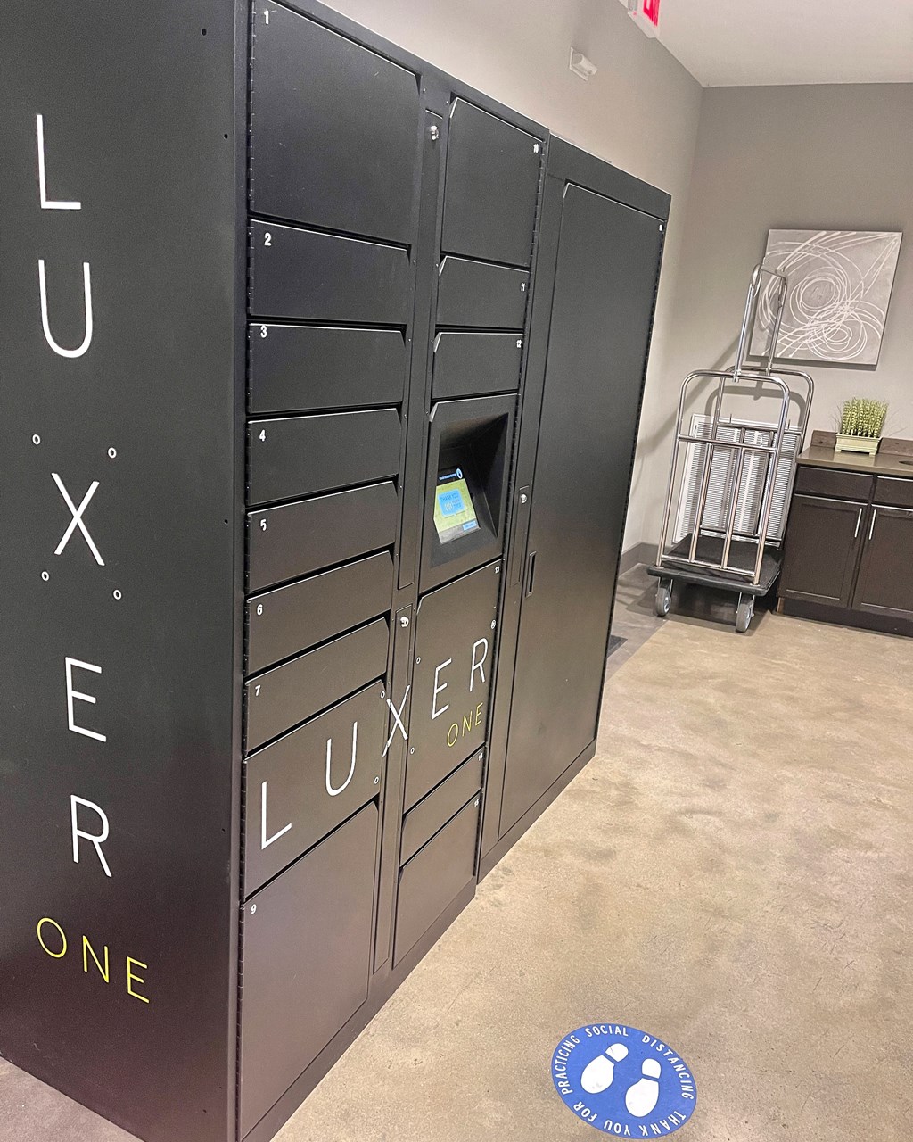 Luxer package system at Flats on 4th Apartments in Birmingham, AL