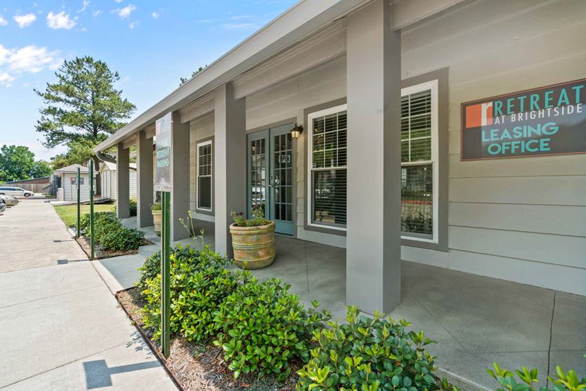 Leasing Office at Retreat at Brightside, Baton Rouge, LA, 70820 - Photo Gallery 1