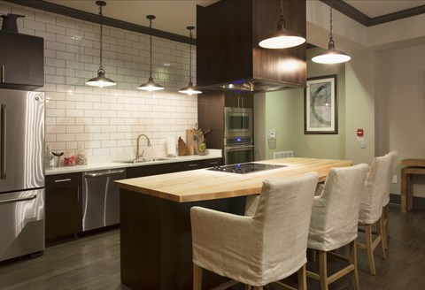 Riverhouse Apartments 1200 Brookwood Drive Little Rock, Arkansas