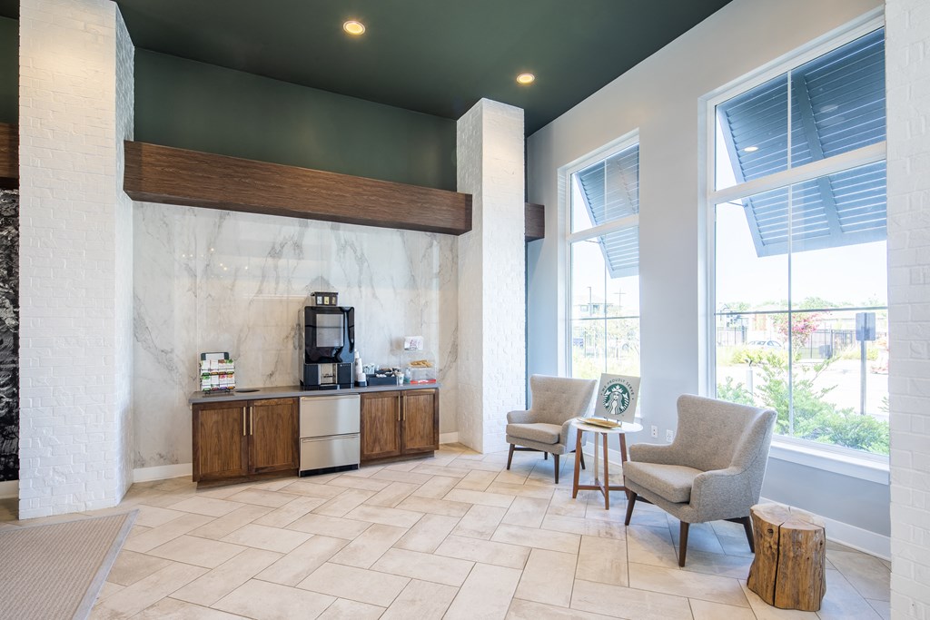 Sawgrass Point Apartments at 2163 South Veterans Blvd. Gonzales, LA 70737