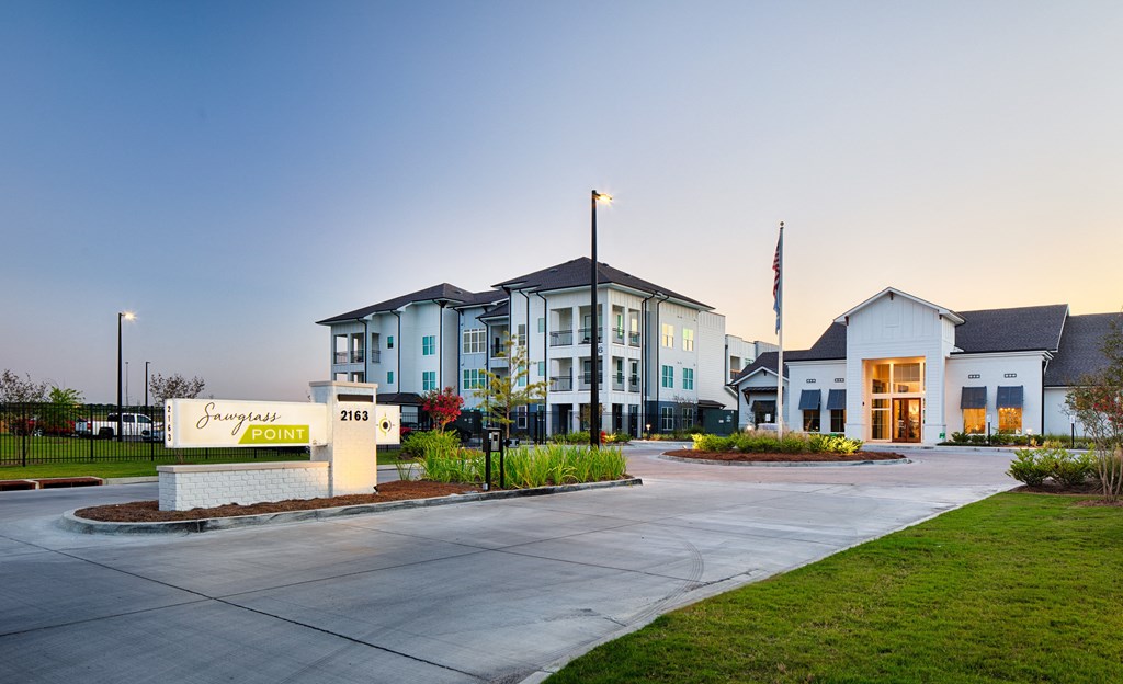 Sawgrass Point Apartments at 2163 South Veterans Blvd. Gonzales, LA 70737