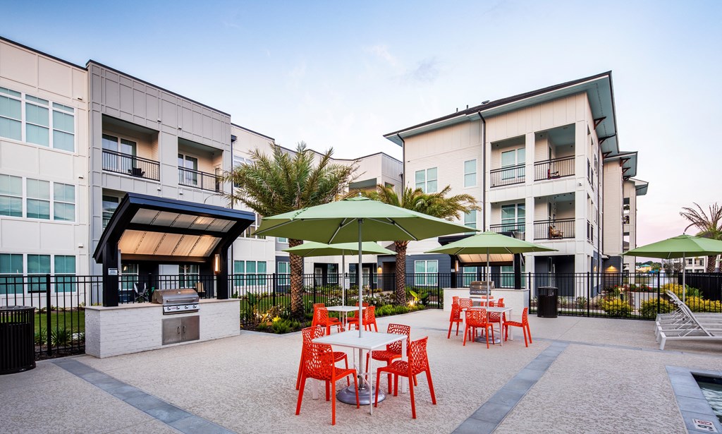 Sawgrass Point Apartments at 2163 South Veterans Blvd. Gonzales, LA 70737