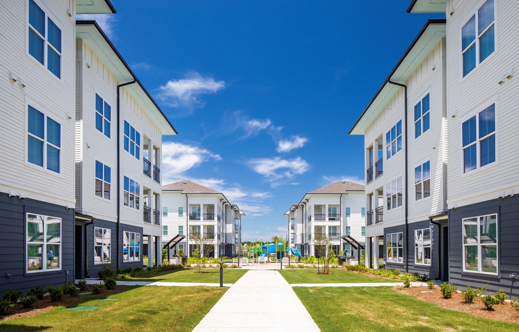 Sawgrass Point Apartments, 2163 S Veterans Blvd, Gonzales, LA RentCafe