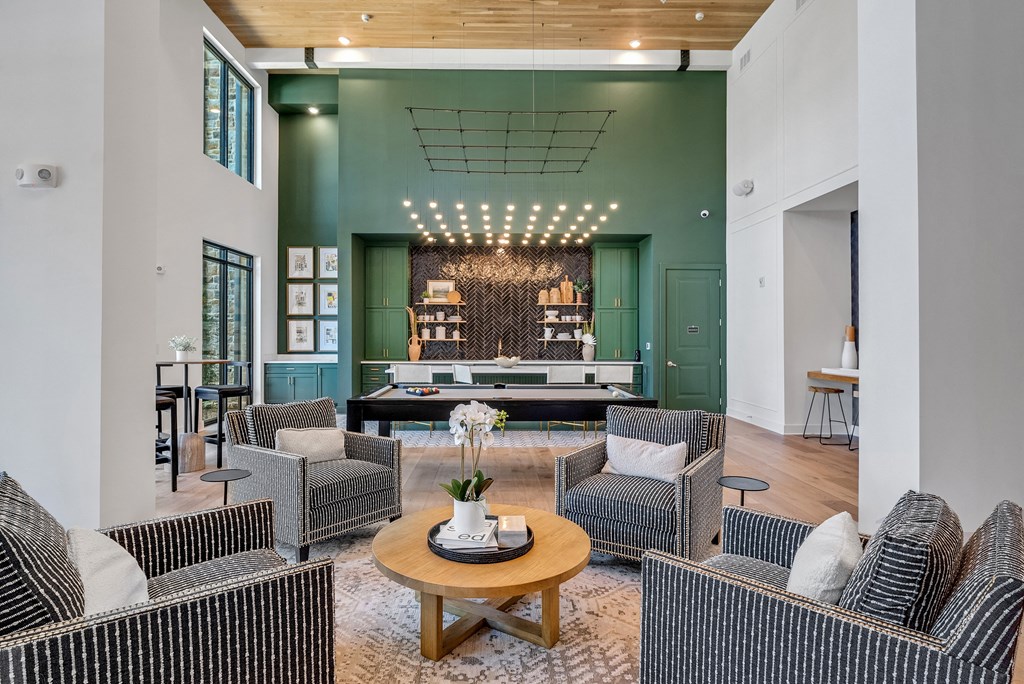 clubhouse and seating area at Tapestry Overbrook in McDonough, Georgia