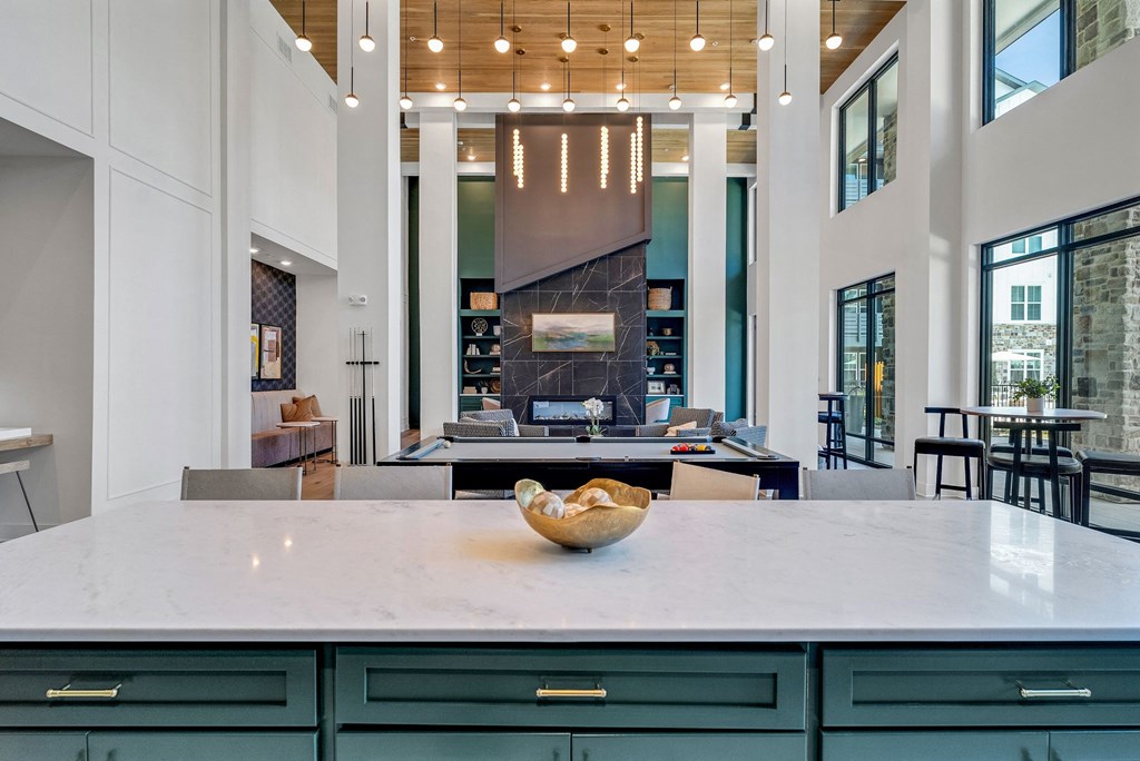 resident clubhouse and social lounge at Tapestry Overbrook in McDonough, Georgia