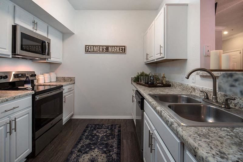 Waterford Crossings Apartments, 5825 Crossings Boulevard, Antioch, TN