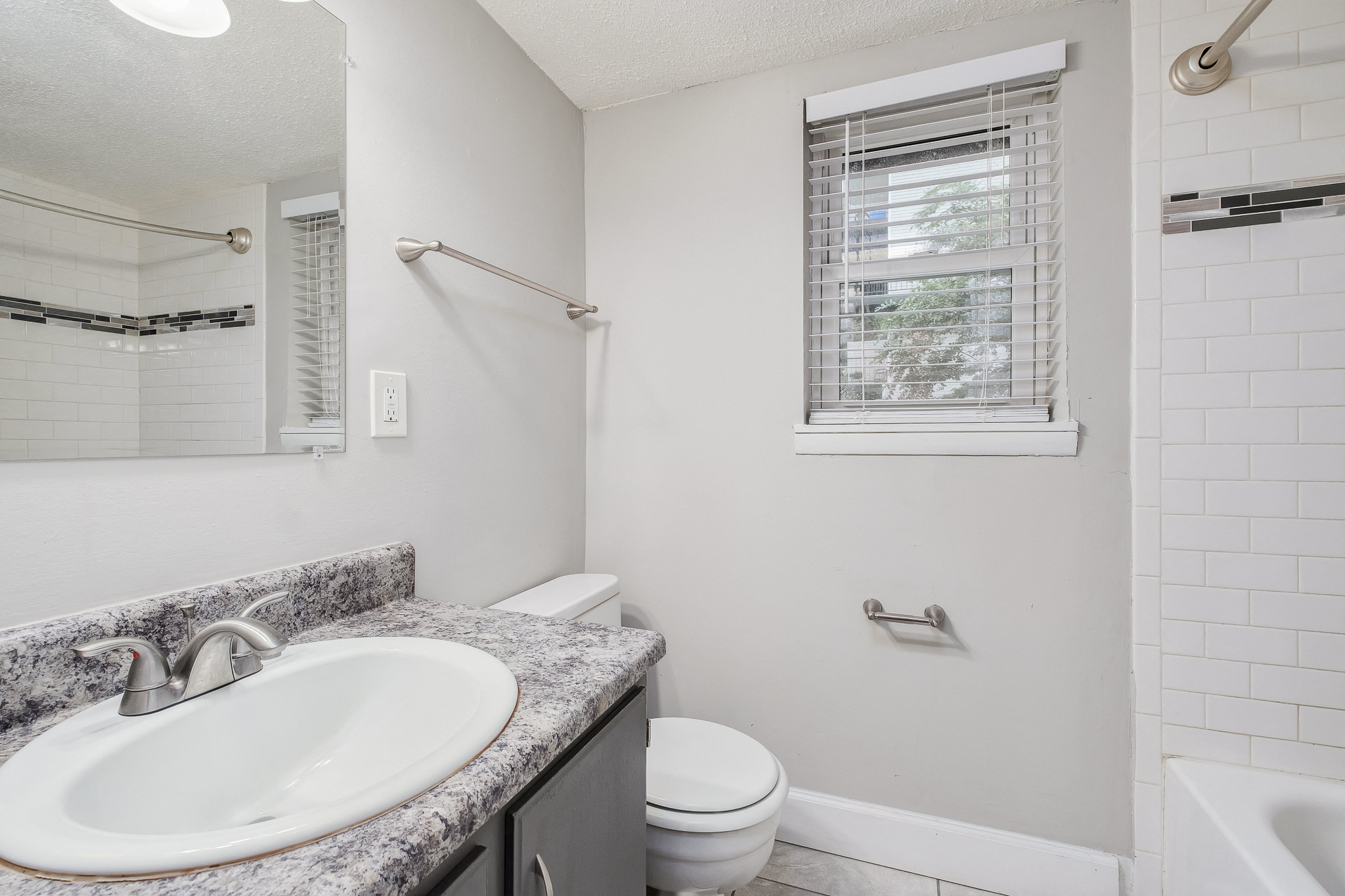 Oversized Soaking Tub In Bath at The Union at Cooper Hill, Birmingham, Alabama