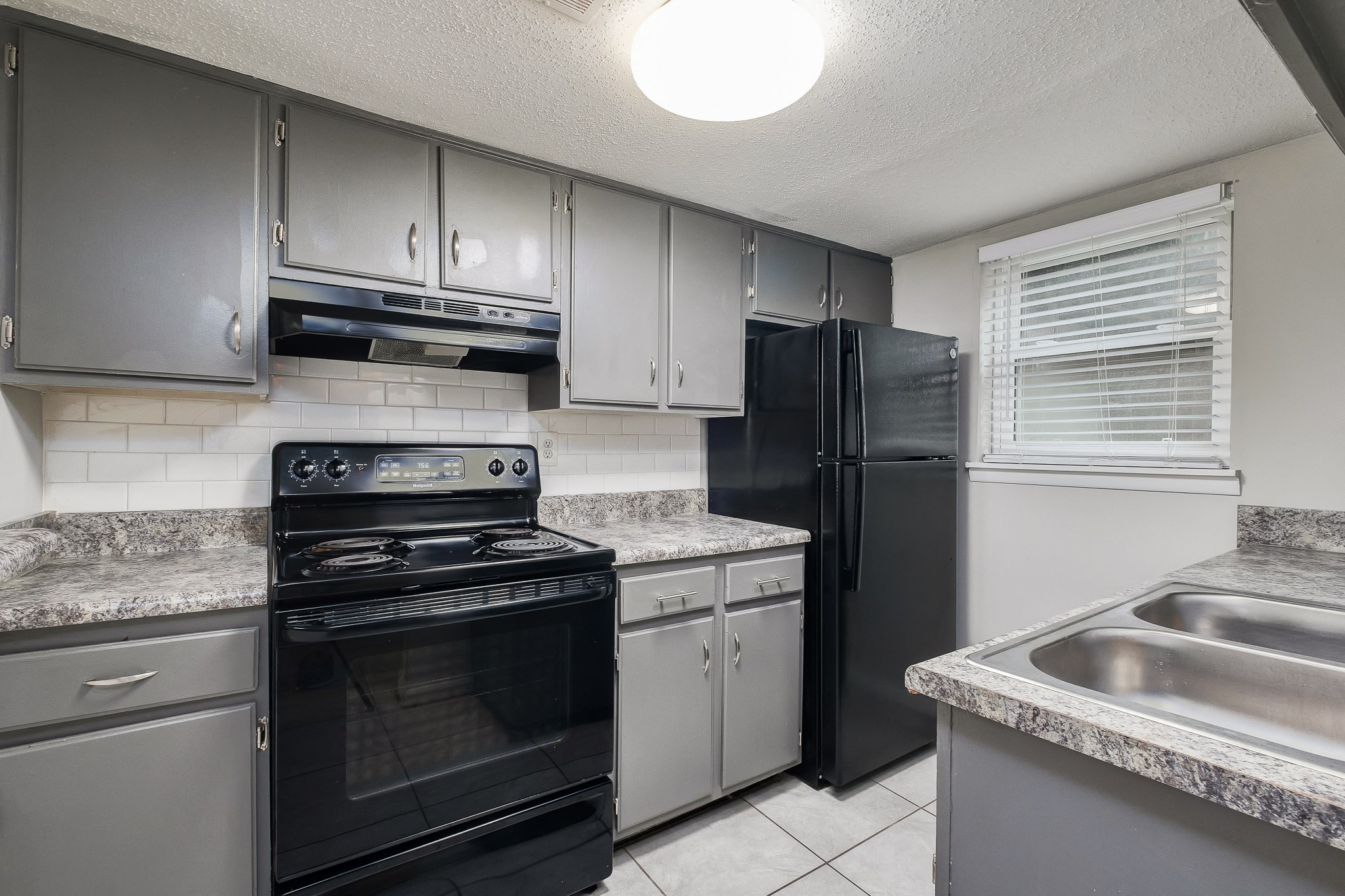 The Union At Cooper Hill Apartments, 1522 Cooper Hill Road, Birmingham