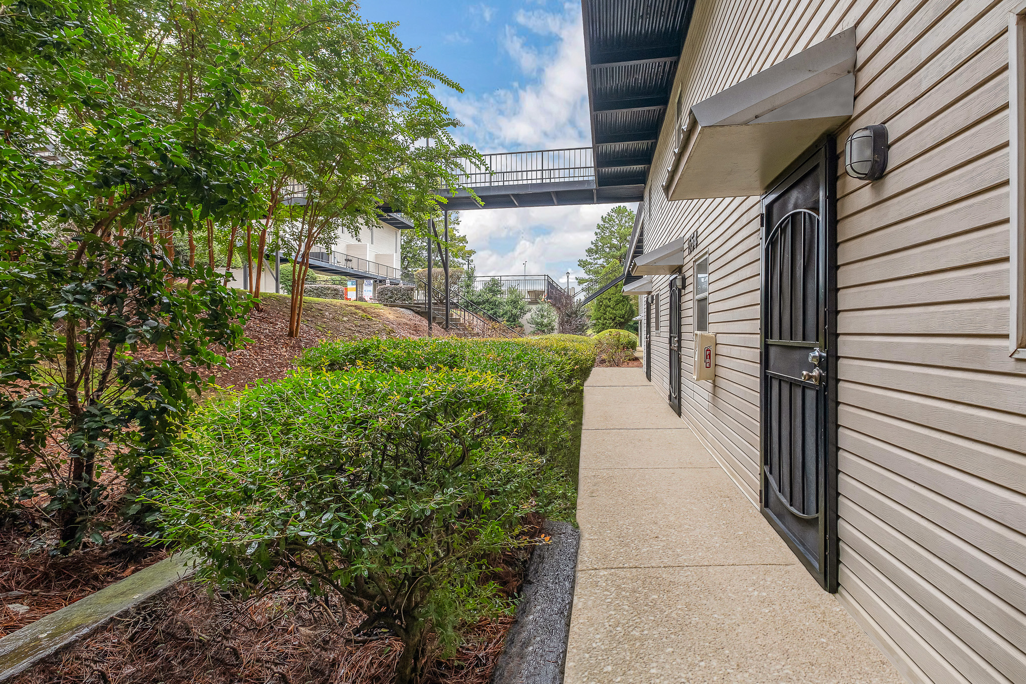 The Union At Cooper Hill Apartments, 1522 Cooper Hill Road, Birmingham