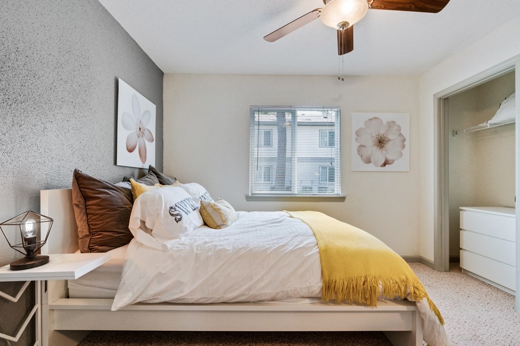 Large bedroom Large bedroom at Retreat at Brightside Apartments in Baton Rouge, LA