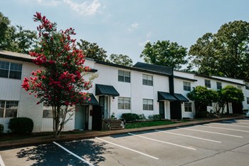 Kingswood Kingswood - Photo Gallery 5