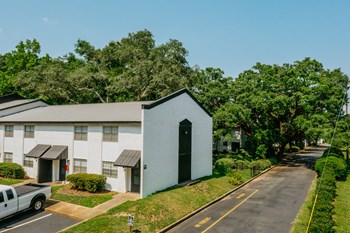Kingswood Exteriors Kingswood - Photo Gallery 4