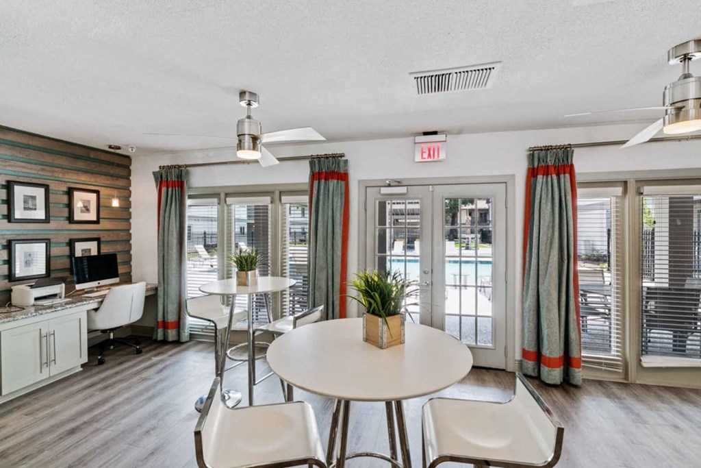 Coffee Lounge lease signing area and business center at Retreat at Brightside Apartments in Baton Rouge, LA