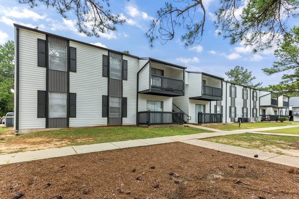 the preserve at ballantyne commons apartment exterior