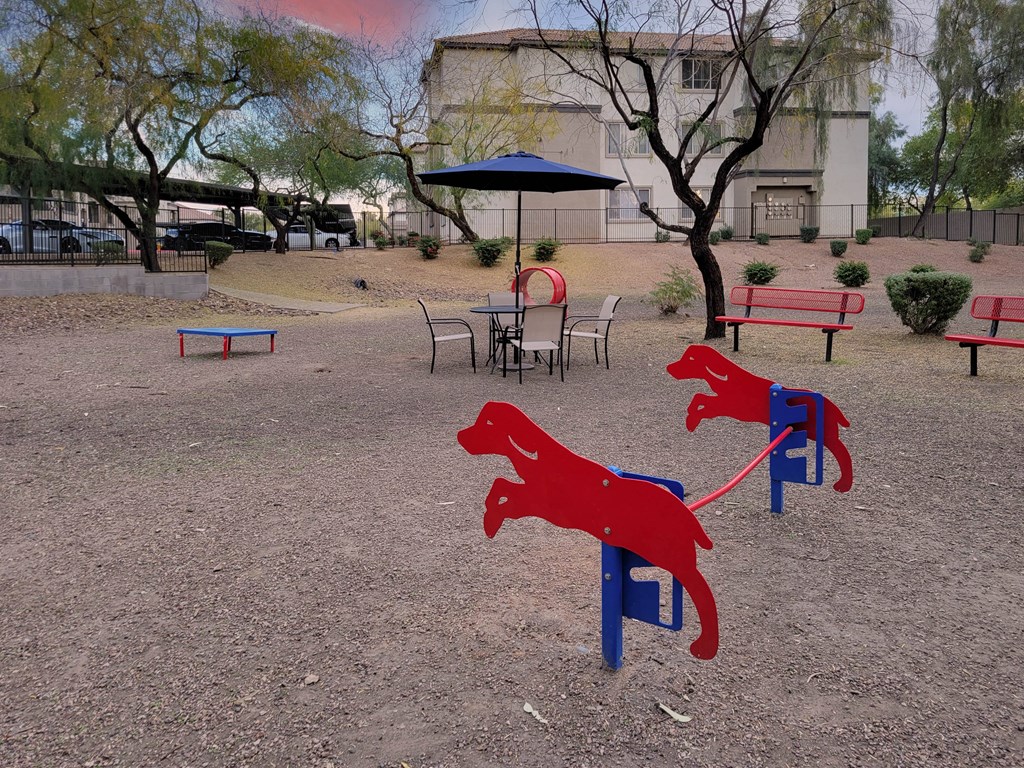 Dog Park at Sky at P83, Peoria