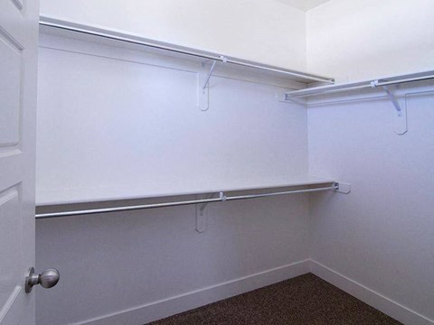 walk in closet